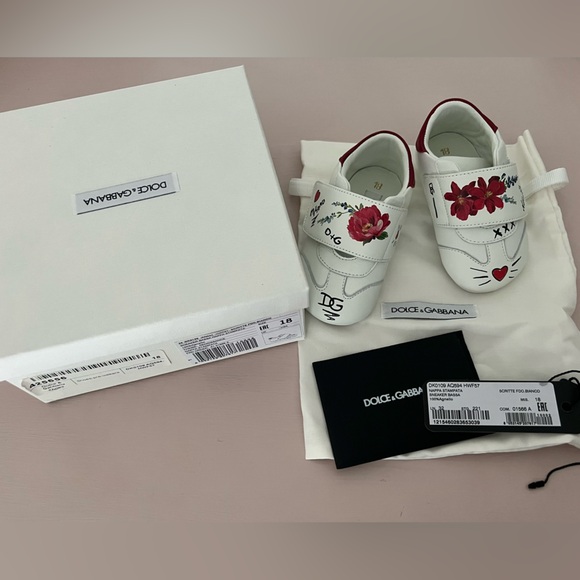 Dolce GabbanaGirl's Prewalker Logo Rose-Print Sneakers